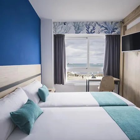 Отель Alda Corunamar